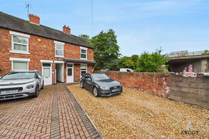 2 Bedroom End Of Terrace House For Sale In Beech Lane, Stretton, Burton-On-Trent, DE13