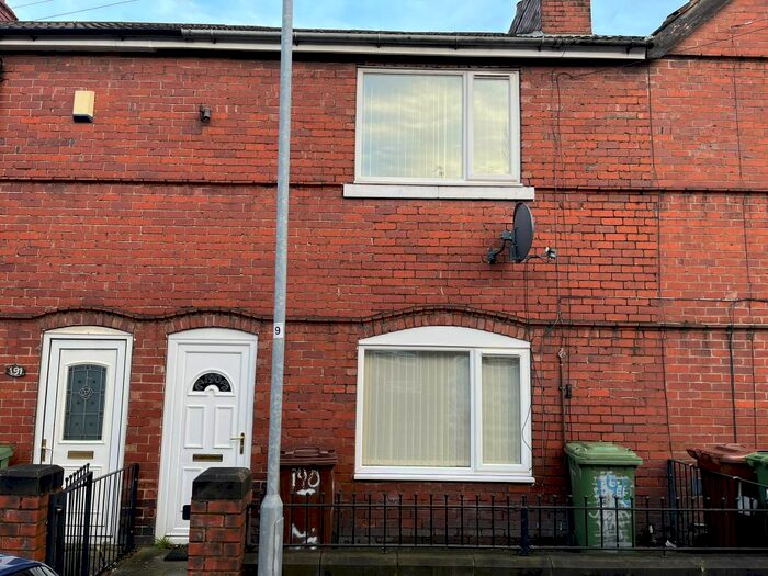 3 Bedroom Terraced House To Rent In Harrow Street, Pontefract, WF9