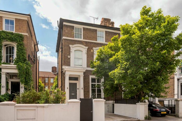 5 Bedroom Semi-Detached House To Rent In Gunter Grove, Chelsea, London, SW10