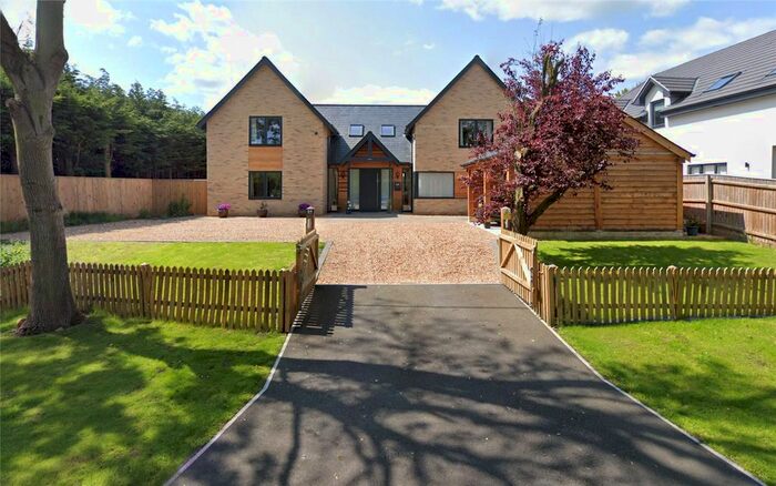 5 Bedroom Detached House For Sale In Caxton End, Eltisley, St. Neots, Cambridgeshire, PE19