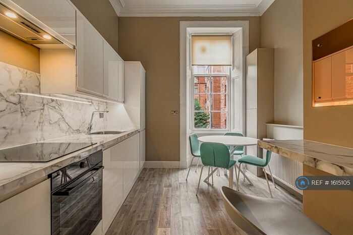 2 Bedroom Flat To Rent In Kersland Street, Glasgow, G12