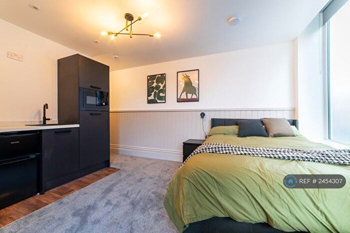 Studio To Rent In St. Thomas Road, Lytham St. Annes, FY8