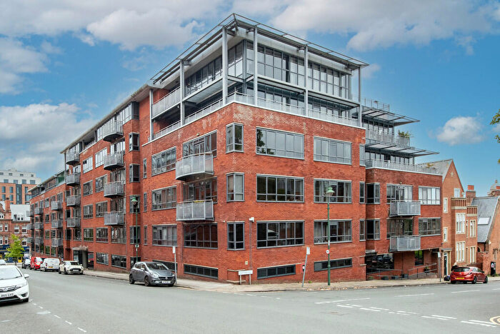 2 Bedroom Flat For Sale In Apartment, Parkgate, Upper College Street, Nottingham, Nottinghamshire, NG1