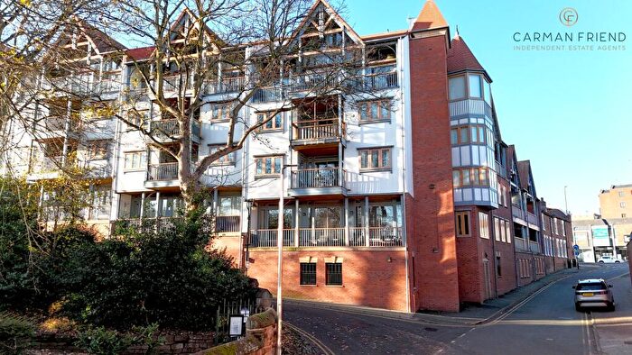 2 Bedroom Apartment For Sale In Foregate Street, Chester, CH1