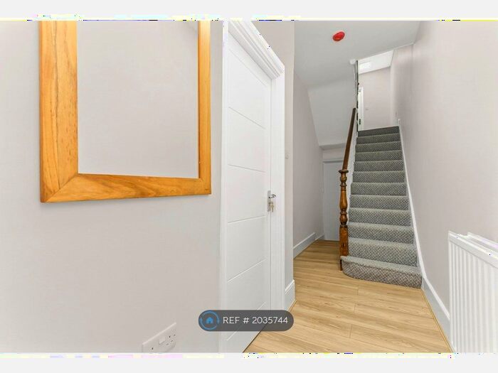 4 Bedroom Terraced House To Rent In Sidney Road, London, N22