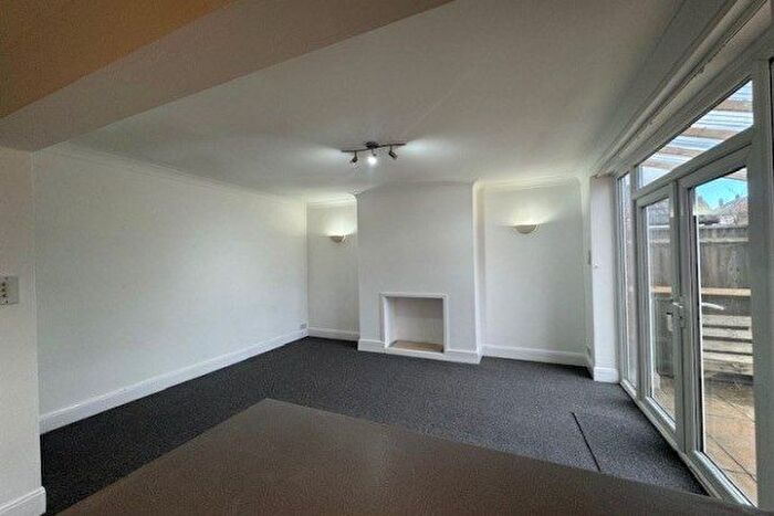 4 Bedroom Property To Rent In Luccombe Road, Southampton, SO15