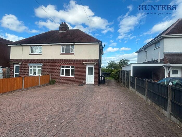 3 Bedroom Property To Rent In Cartersfield Lane, Stonnall, WS9