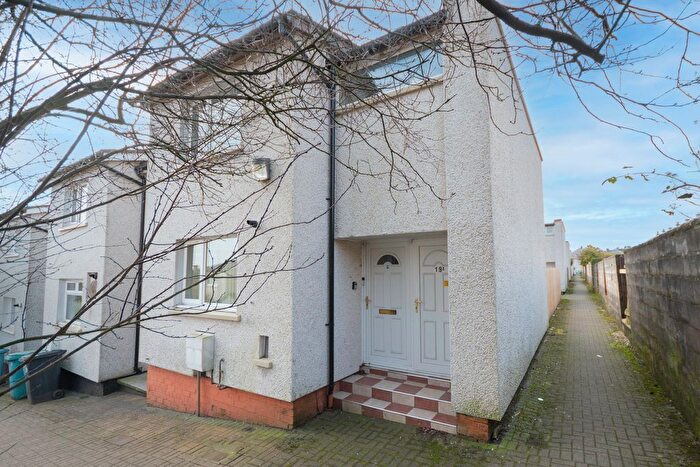 2 Bedroom End Terrace House For Sale In Afton Road, Cumbernauld, G67