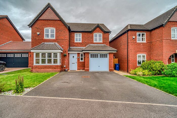 4 Bedroom Detached House For Sale In Range Drive, Wigan, WN6