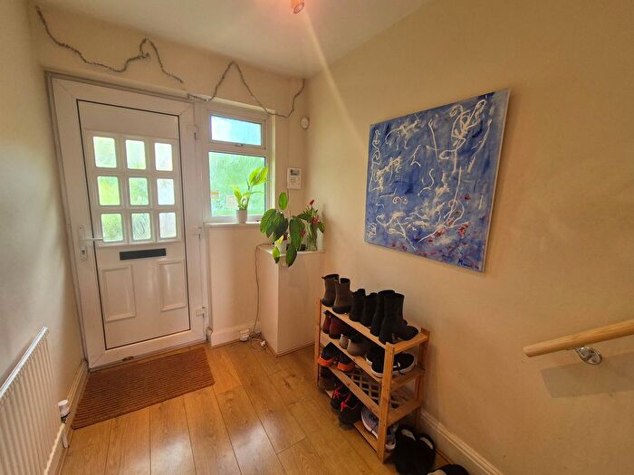 3 Bedroom Semi-Detached House To Rent In Sandringham Road, Northolt, UB5