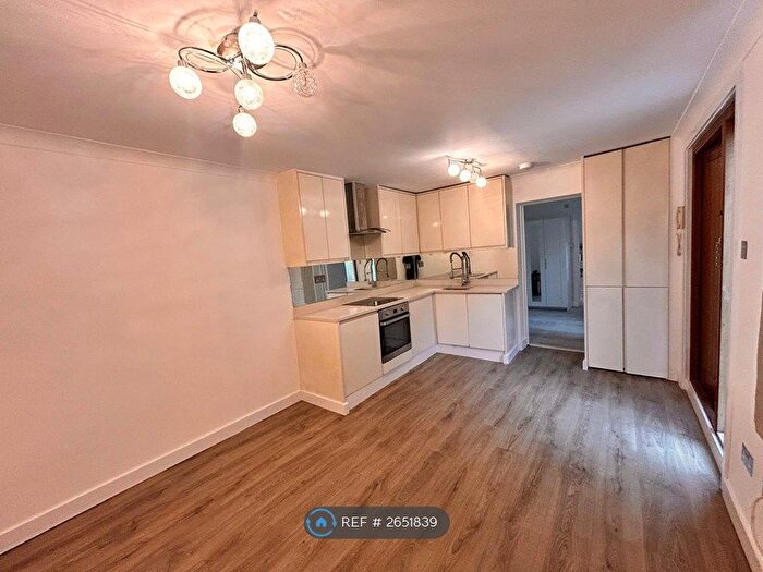 1 Bedroom Flat To Rent In Battersea Rise, London, SW11
