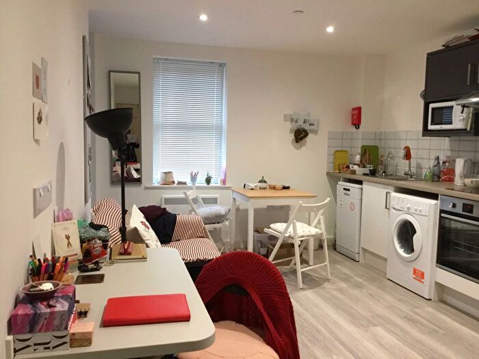 1 Bedroom Flat To Rent In Queningate Court, Canterbury - Ref, CT1