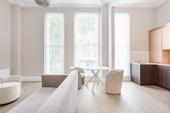 1 Bedroom Flat To Rent In Collingham Road, SW5