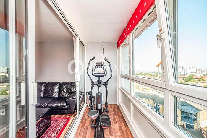 2 Bedroom Flat To Rent In Mulgrave Road, London, SE18