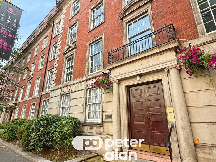 3 Bedroom Property To Rent In Westgate Street, Cardiff, CF10