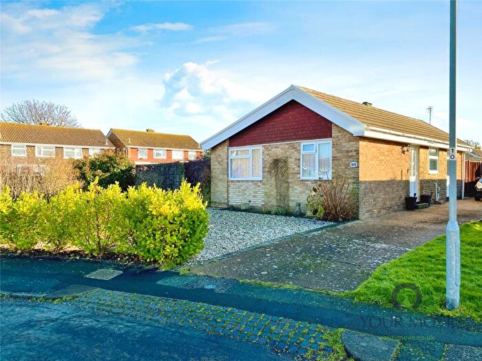 2 Bedroom Bungalow For Sale In Gainsborough Crescent, Eastbourne, East Sussex, BN23