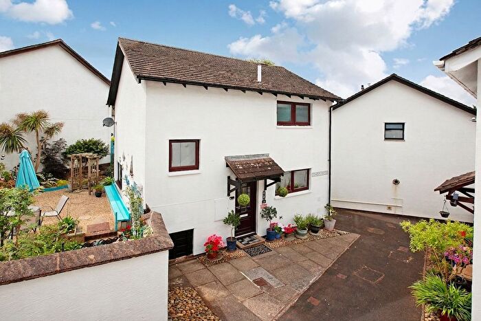 2 Bedroom Detached House For Sale In Linden Road, Dawlish, EX7