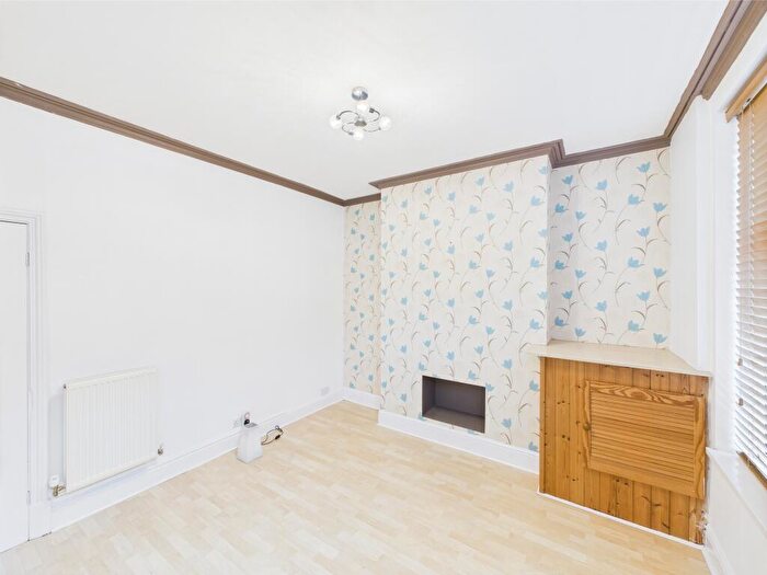 2 Bedroom Terraced House To Rent In Pool Road, Leicester, LE3