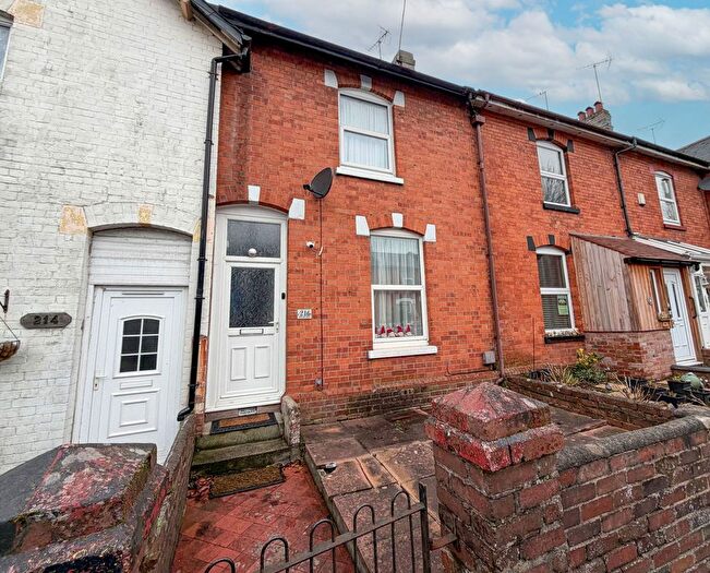 2 Bedroom Terraced House For Sale In Lymington Road, Torquay, TQ1