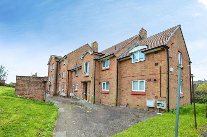 1 Bedroom Flat For Sale In Northfield Road, Harpenden, AL5