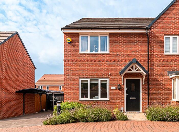 3 Bedroom Semi-Detached House For Sale In Withnall Close, Gedling, Nottingham, NG4