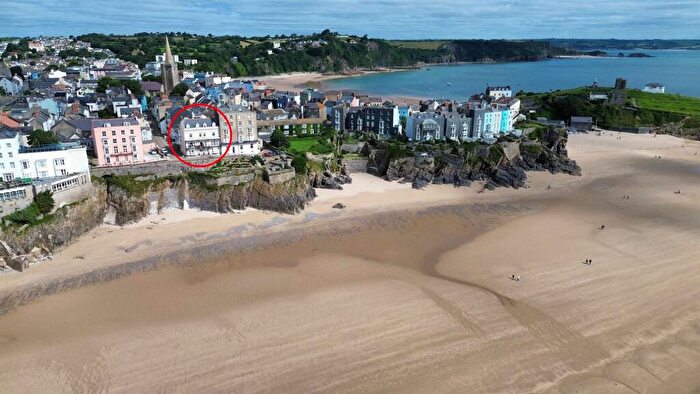 2 Bedroom Apartment For Sale In Paragon House, The Paragon, Tenby, SA70