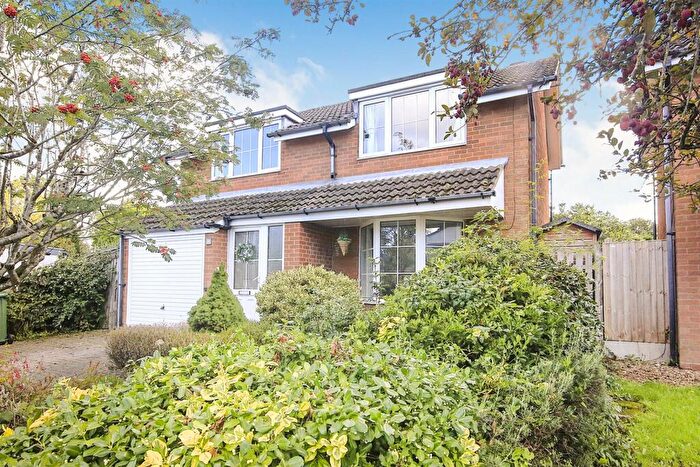 4 Bedroom House For Sale In School Street, Dunchurch, Rugby, CV22
