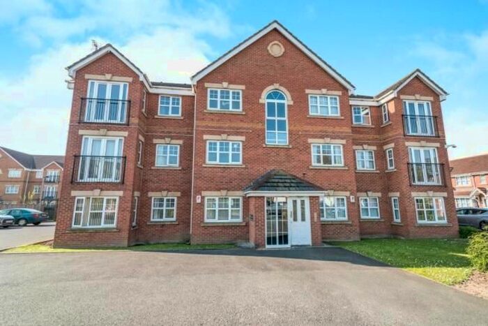 2 Bedroom Flat To Rent In Meadow Field, Hindley Green, Wigan, WN2