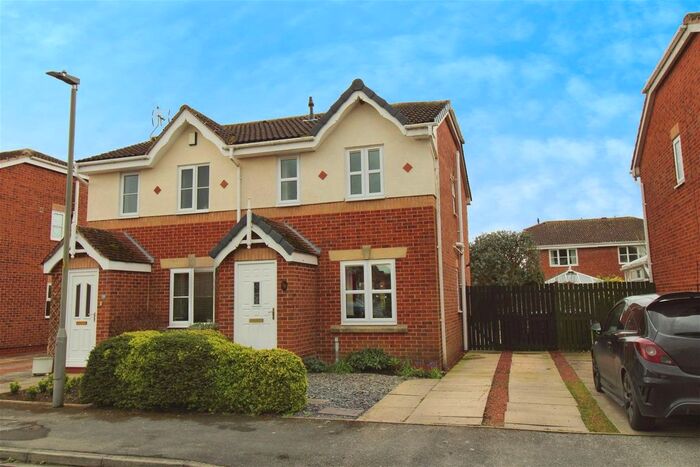 2 Bedroom Semi-Detached House For Sale In The Meadows, Riccall, YO19
