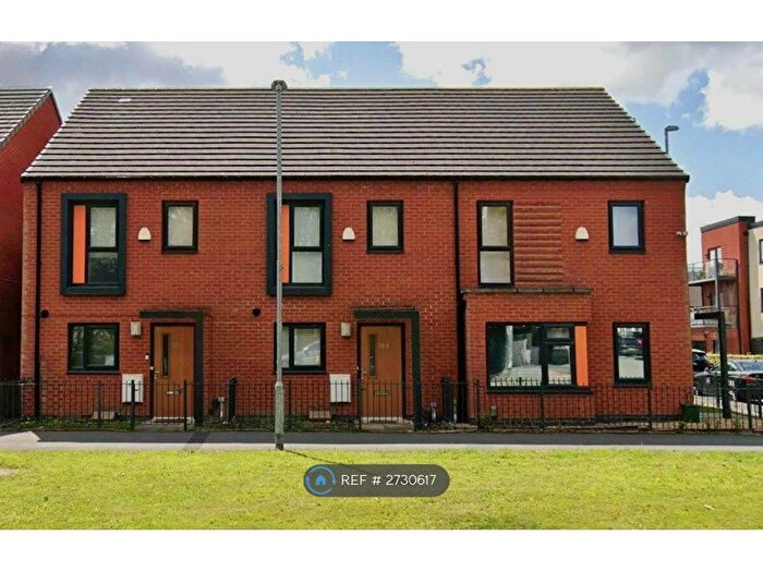 3 Bedroom Terraced House To Rent In Athole Street, Salford, M5