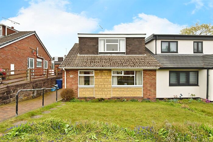 3 Bedroom Semi-Detached Bungalow For Sale In Heather Glade, Madeley, Crewe, CW3