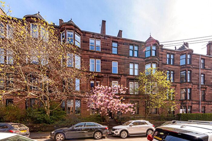 2 Bedroom Apartment For Sale In Dryburgh Gardens, North Kelvinside, Glasgow, G20