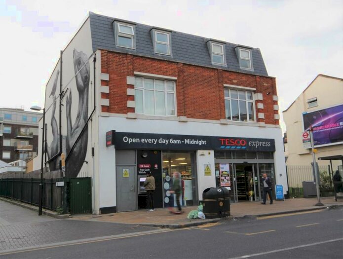 Studio To Rent In St. James's Street, Walthamstow, E17