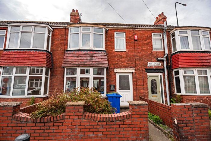 3 Bedroom Terraced House For Sale In Mill Avenue, Grimsby, Lincolnshire, DN31