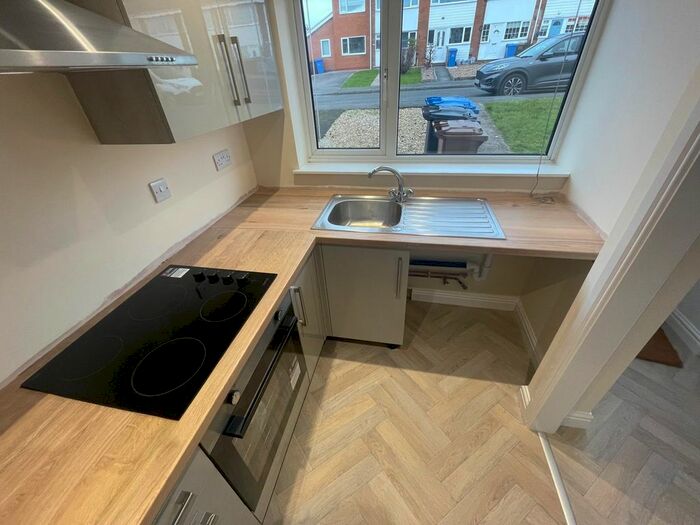 2 Bedroom Property To Rent In Ormskirk Rise, Spondon, Derby, DE21