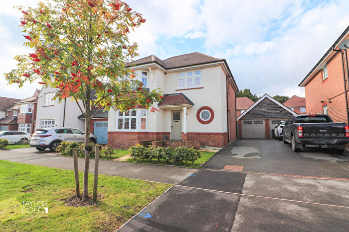 3 Bedroom Detached House For Sale In Florence Drive, Amington, B77