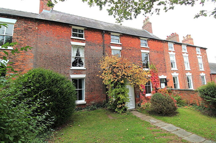 5 Bedroom Terraced House For Sale In The Settlement, Ockbrook, Derby, DE72