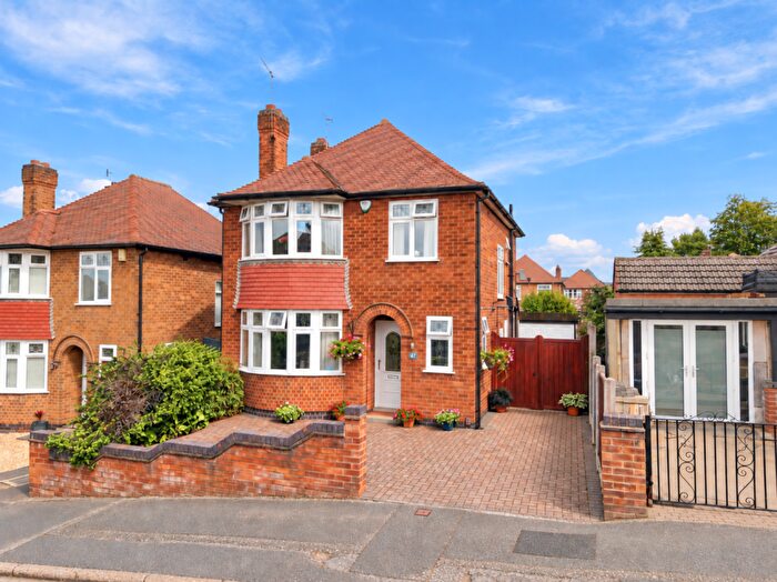 3 Bedroom Detached House For Sale In Kingswell Road, Arnold, NG5