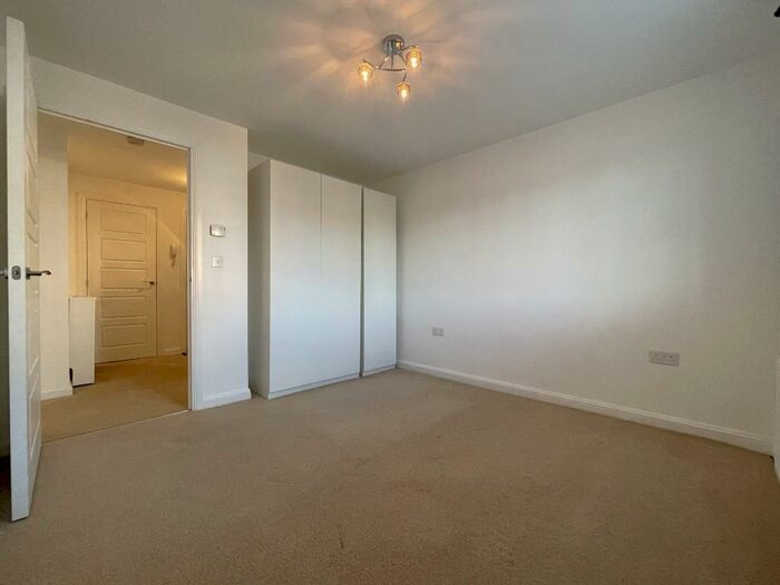 2 Bedroom Flat To Rent In Martell Drive, MK42