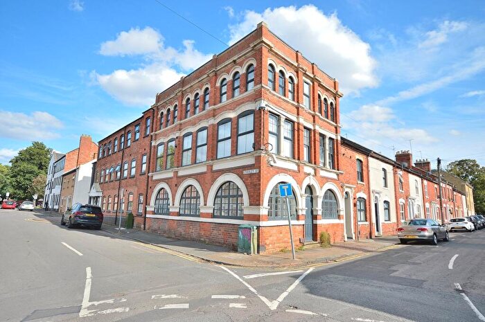 2 Bedroom Apartment To Rent In Palmerston Road, Northampton, NN1