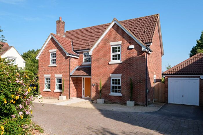 4 Bedroom Detached House For Sale In Walton Crescent, Winford, BS40