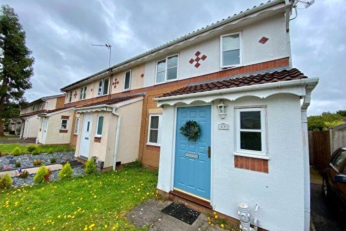 3 Bedroom Property To Rent In Tilbury Crescent, Leicester, LE4