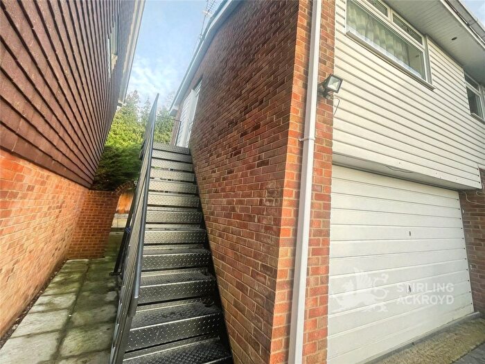 1 Bedroom Maisonette To Rent In Lockton Chase, Ascot, Berkshire, SL5