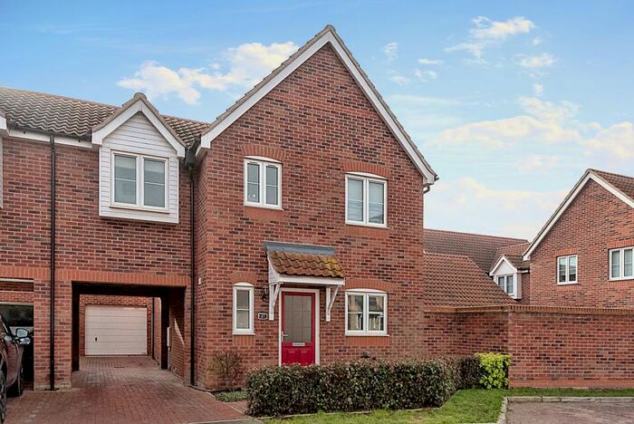 3 Bedroom Semi-Detached House For Sale In Victoria Close, West Row, Bury St. Edmunds, Suffolk, IP28