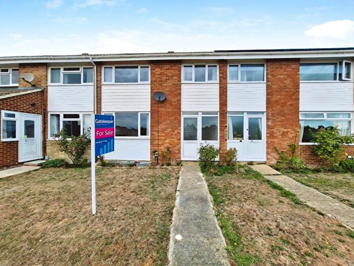 3 Bedroom Terraced House For Sale In Foxbridge, Swindon, Wiltshire, SN3