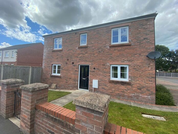 3 Bedroom End Of Terrace House To Rent In Greenwood Court, Carlisle, CA3