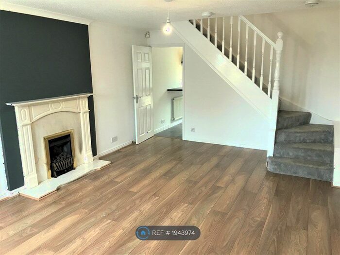 2 Bedroom Semi-Detached House To Rent In Knight Crescent, Middleton, Manchester, M24