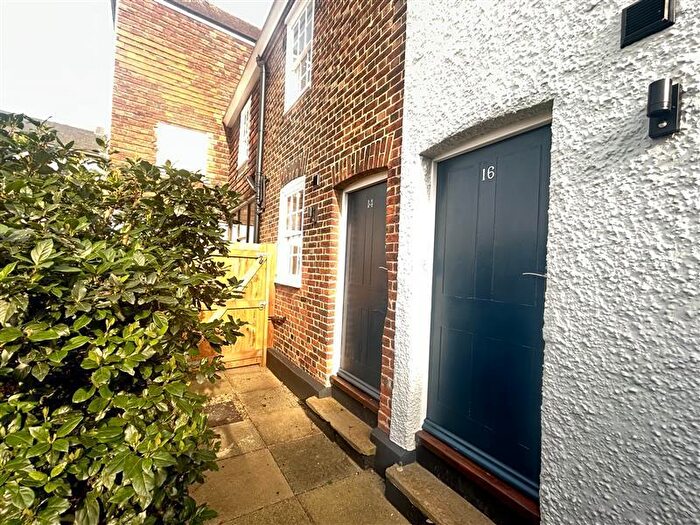 2 Bedroom House To Rent In Wincheap, Canterbury, CT1