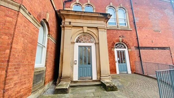 2 Bedroom Flat To Rent In Cornish Place, Cornish Street, Sheffield, South Yorkshire, S6