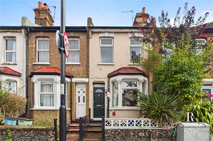 2 Bedroom Terraced House For Sale In Sussex Road, South Croydon, CR2